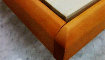 マニ・ボディT－３ 桐無垢の「すのこ」